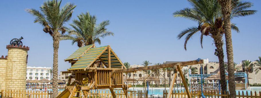 Royal Lagoons Aqua Park Resort & Spa