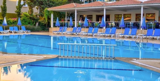 Blue Fish Hotel