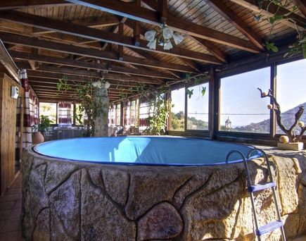 Stone Village Petrino Horio