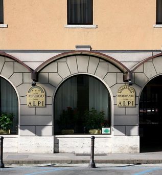 Albergo Delle Alpi