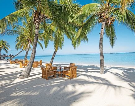 Paradis Beachcomber Golf Resort & Spa