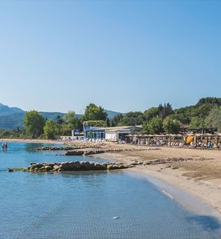 Robolla Beach Apart Hotel