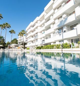 Tropicana Hotel