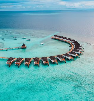 Wasserbungalows von oben