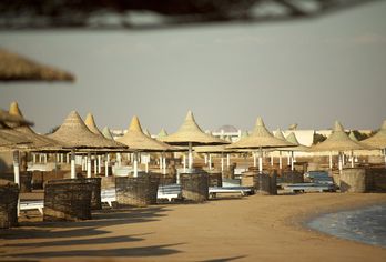SUNRISE Juman Beach Resort