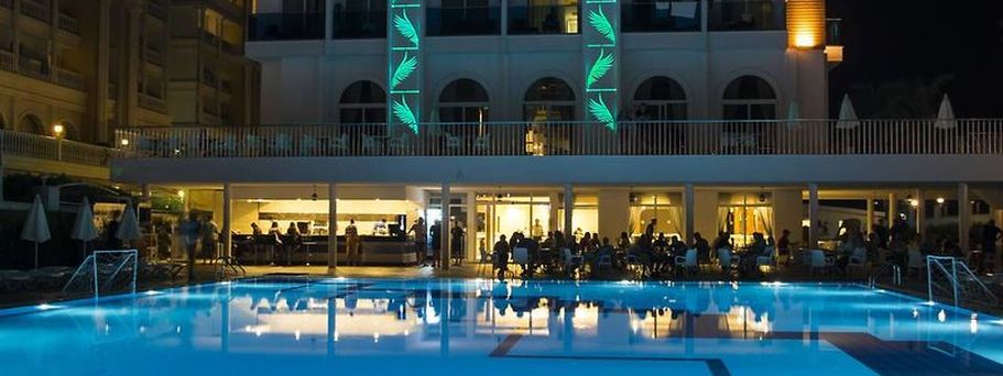 Palm World Resort & Spa Side