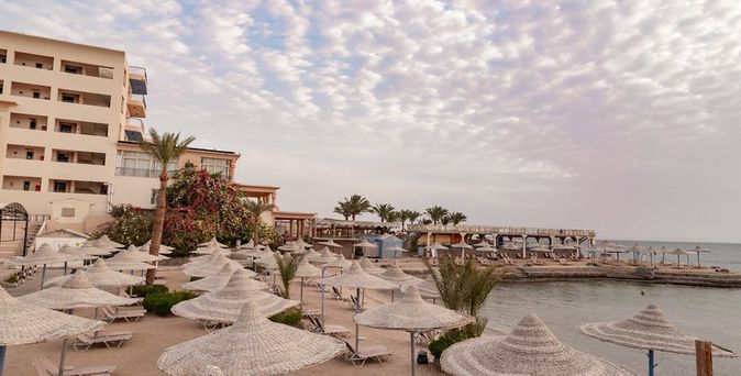 King Tut Aqua Park Beach Resort