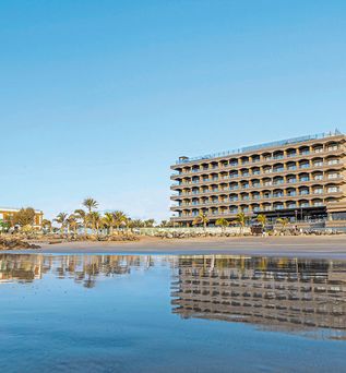 Hotel Faro, a Lopesan Collection Hotel