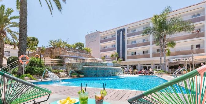 Sumus Hotel Monteplaya