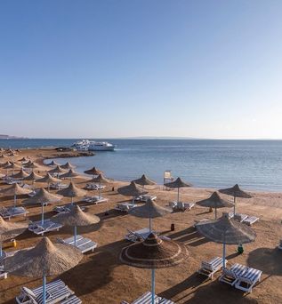 Royal Lagoons Aqua Park Resort & Spa