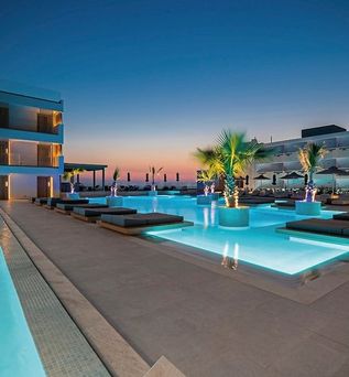 Akasha Beach Hotel & Spa