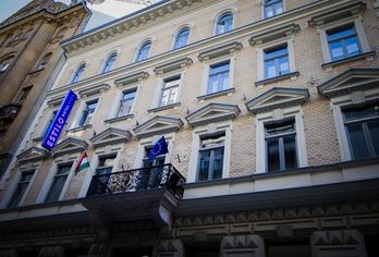 Estilo Fashion Hotel