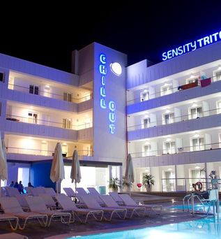 Hotel Triton Beach