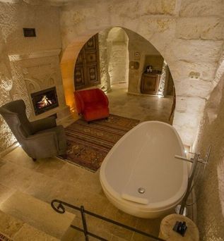 Nino Cave Suites