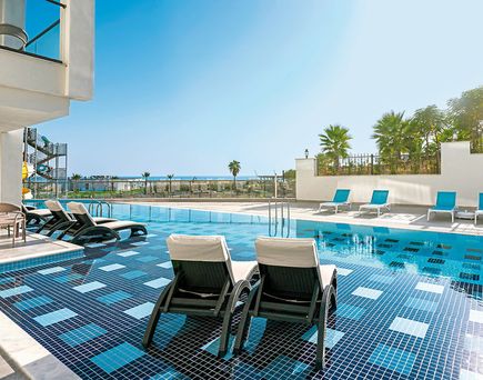 Diamond De Luxe Hotel & Spa