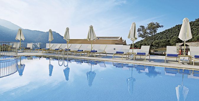 Filion Suites Resort & Spa