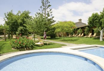 Aumallia Hotel & Spa