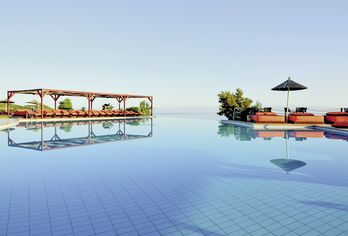 Alia Palace Luxury Resort Hotel & Villas