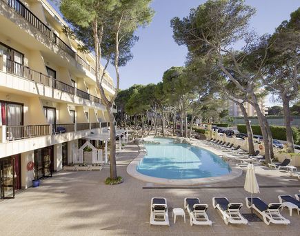 Bella Playa Hotel & Spa