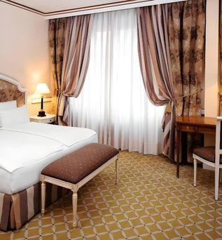 Hotel Geneva by Fassbind