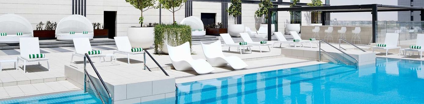 Holiday Inn Dubai Al-Maktoum Airport