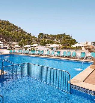 Universal Aparthotel Don Camilo