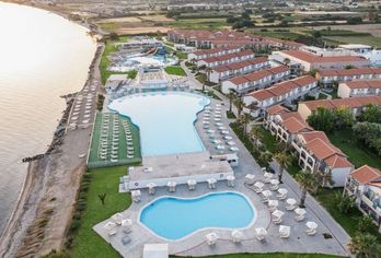 White Olive Marine Aquapark