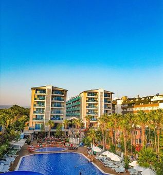 Concordia Celes Hotel