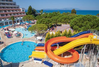 Batihan Beach Resort & Spa