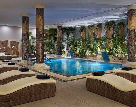 Royal River Luxury Hotel