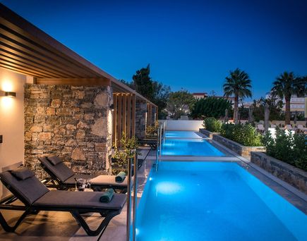 Petousis Hotel & Suites