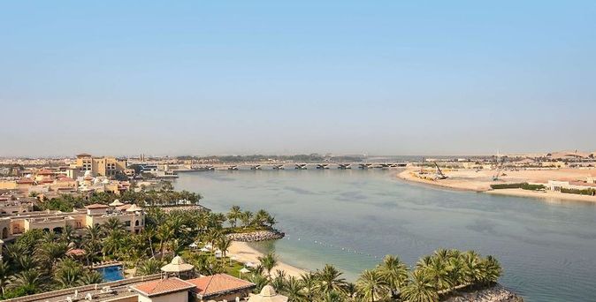 Traders Hotel Qaryat Al Beri