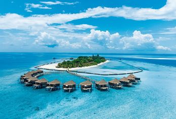 Komandoo Island Resort & Spa