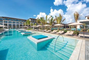 Lopesan Costa Bavaro Resort Spa & Casino