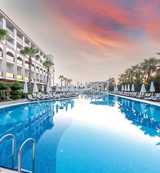 LRS Port River Hotel & Spa