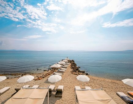 White Suites Resort