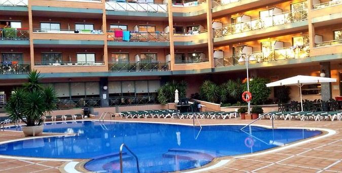 Hotel California Palace