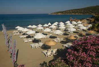 Ramada Hotel & Suites by Wyndham Kusadasi