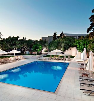 Ourania Apartments Hotel