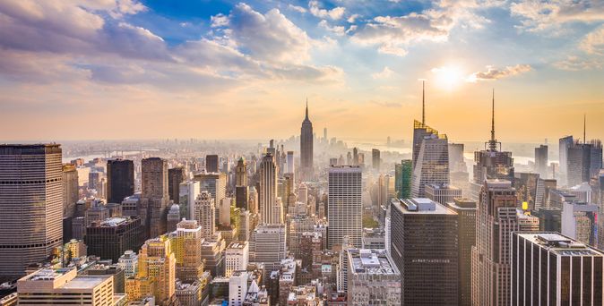 Eine Luftaufnahme von den Hochhäusern von New York