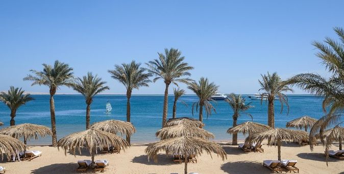 Serry Beach Resort