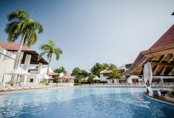 BlueBay Villas Doradas