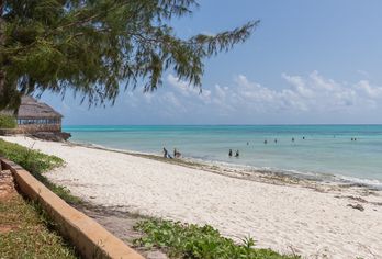 Reef & Beach Resort