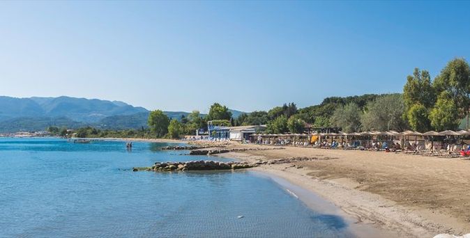 Robolla Beach Apart Hotel