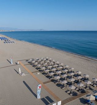 Marinos Beach Hotel