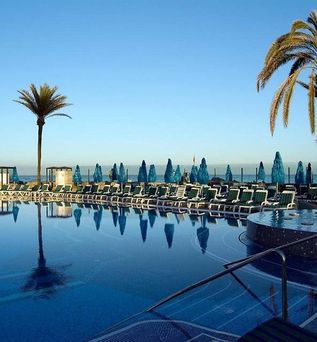 Hotel Faro, a Lopesan Collection Hotel