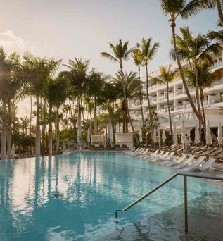 Hotel Fariones