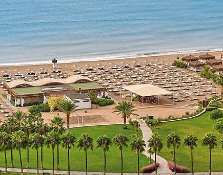 Lara Barut Collection