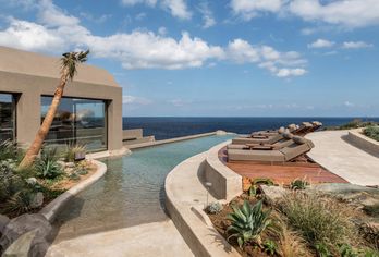 Acro Suites A Wellbeing Resort
