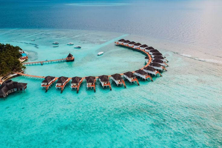 Wasserbungalows von oben